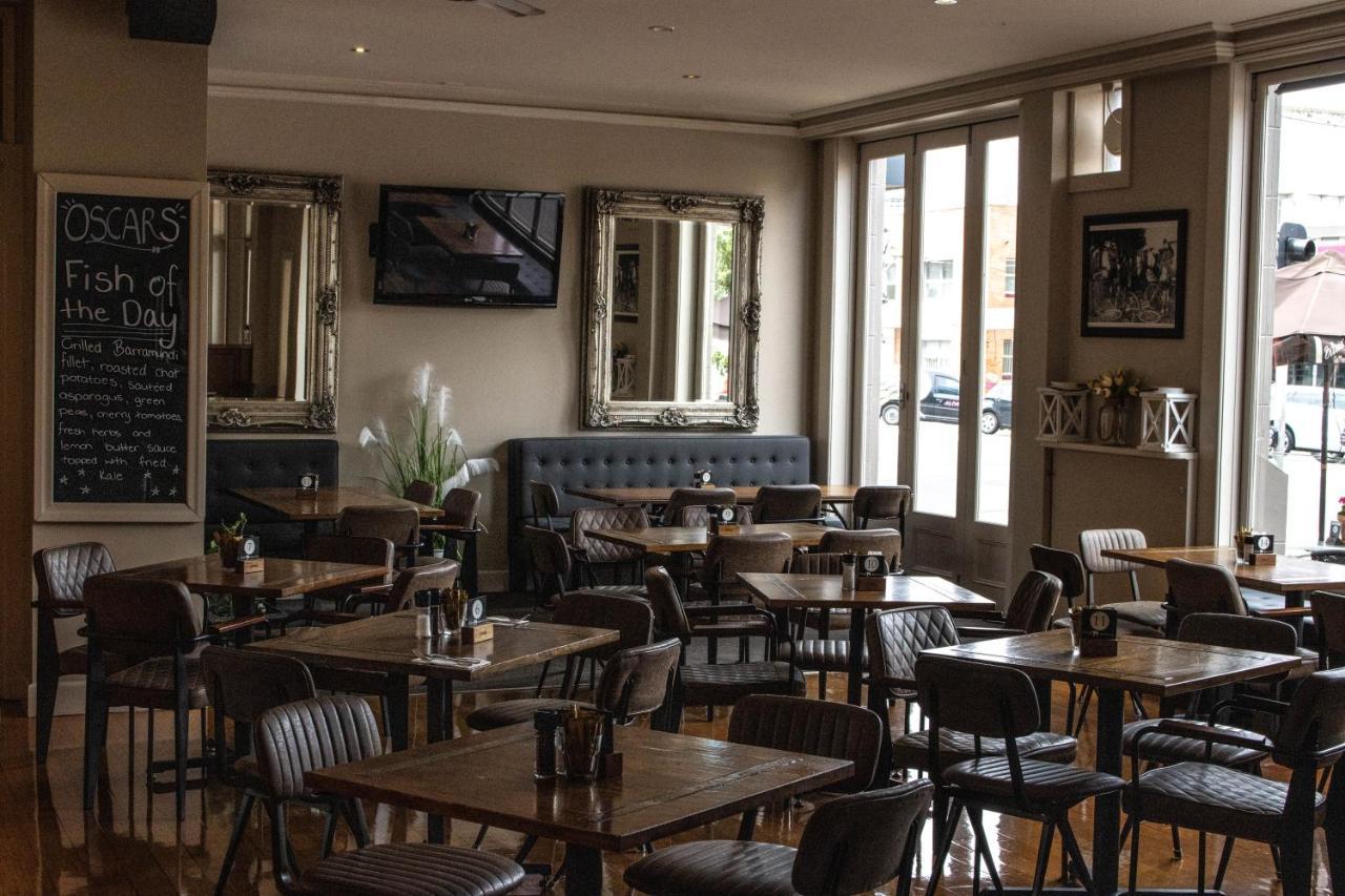Oscars Hotel And Cafe Bar Ballarat Exterior photo
