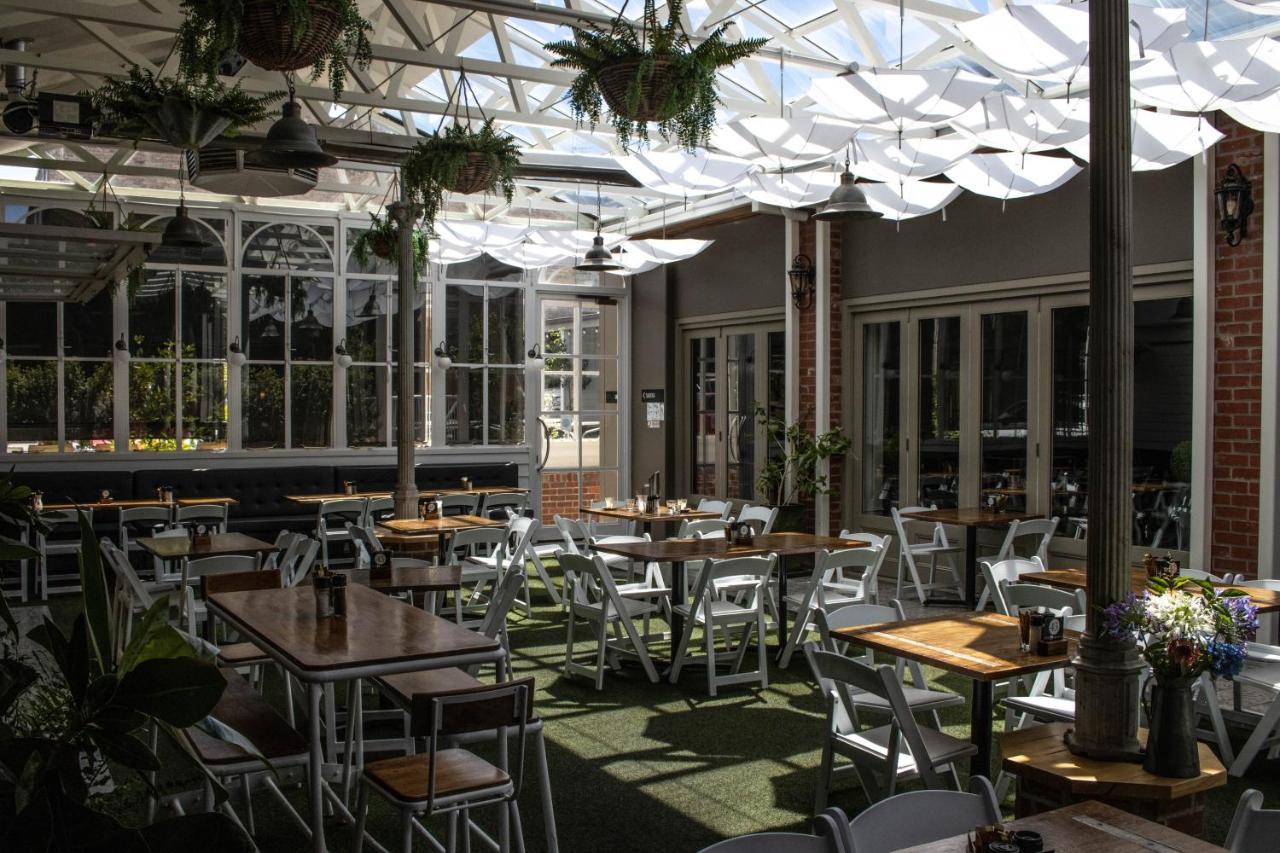 Oscars Hotel And Cafe Bar Ballarat Exterior photo