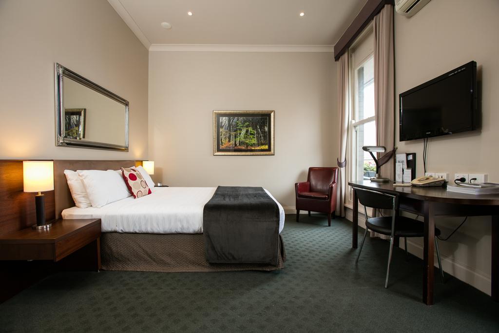 Oscars Hotel And Cafe Bar Ballarat Exterior photo
